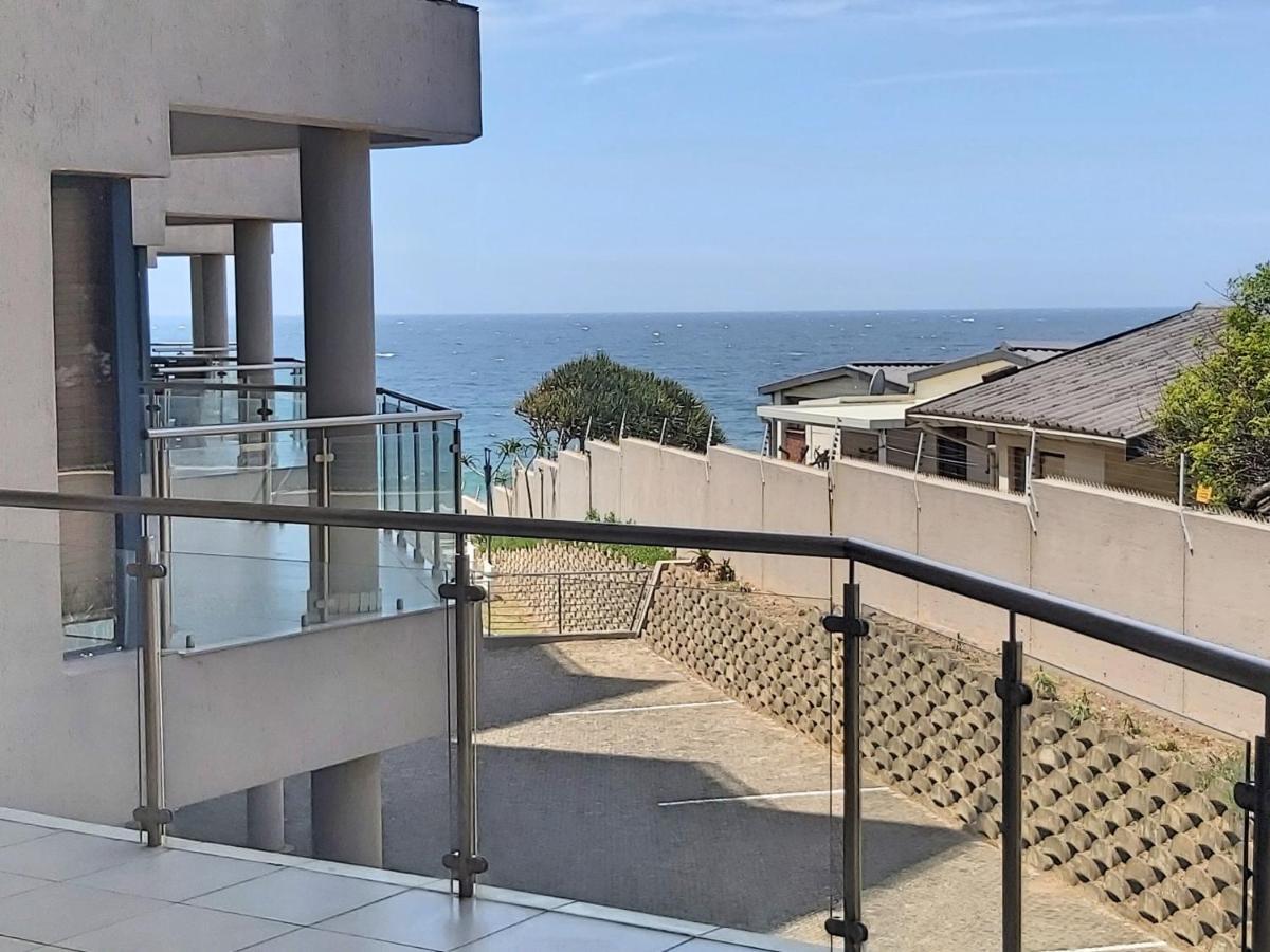 Whale Rock, Modern Beachfront Apartment Margate Exteriör bild